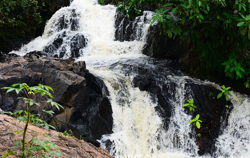 LES CHUTES DE LA NAWA