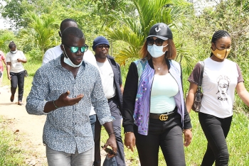 Relance du tourisme local: La Directrice Générale de Côte d'Ivoire Tourisme rencontre des opérateurs du secteur à l'île Boulay